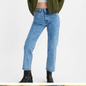 Levi’s Wedgie Straight Denim Jeans Distressed Button Fly Women’s Size 31
